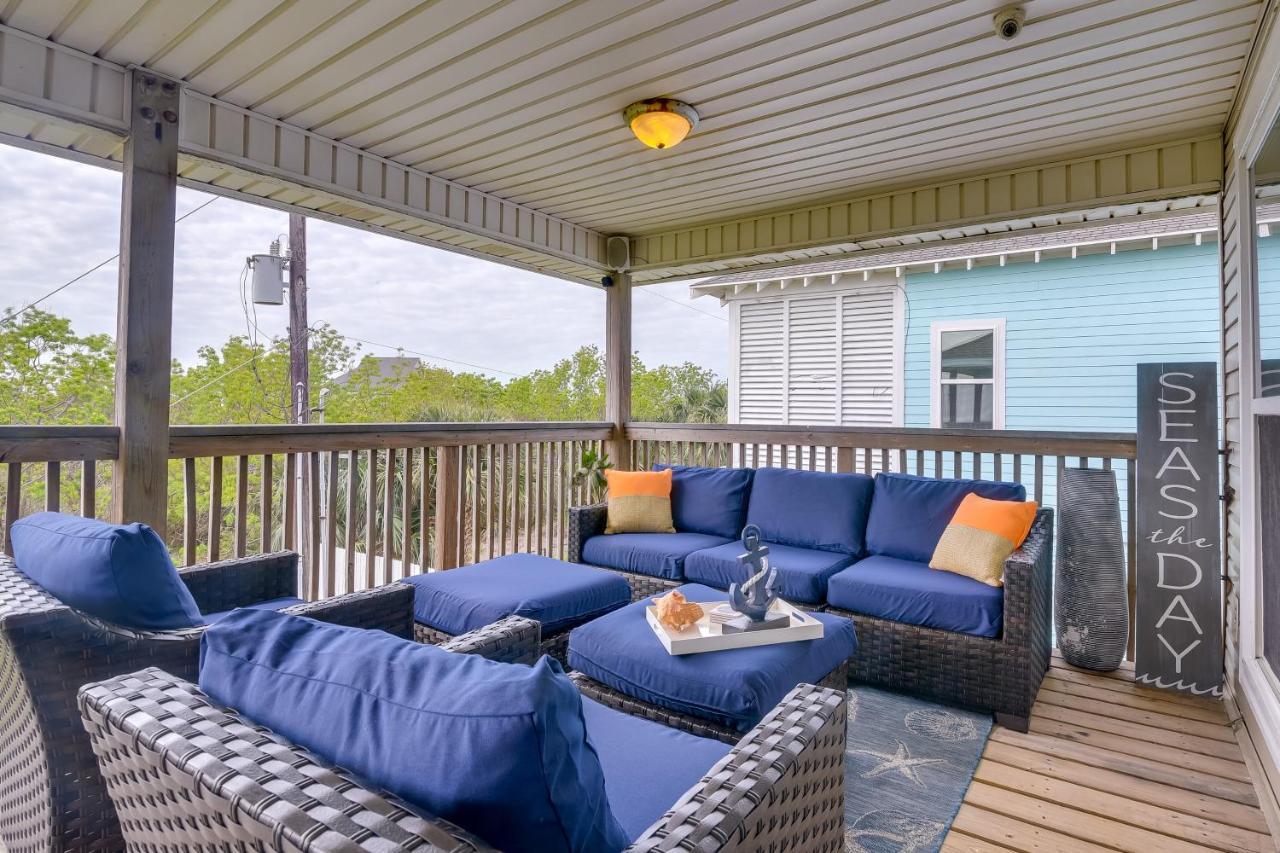 Galveston Escape With Entertainment Patio And Deck! Βίλα Εξωτερικό φωτογραφία